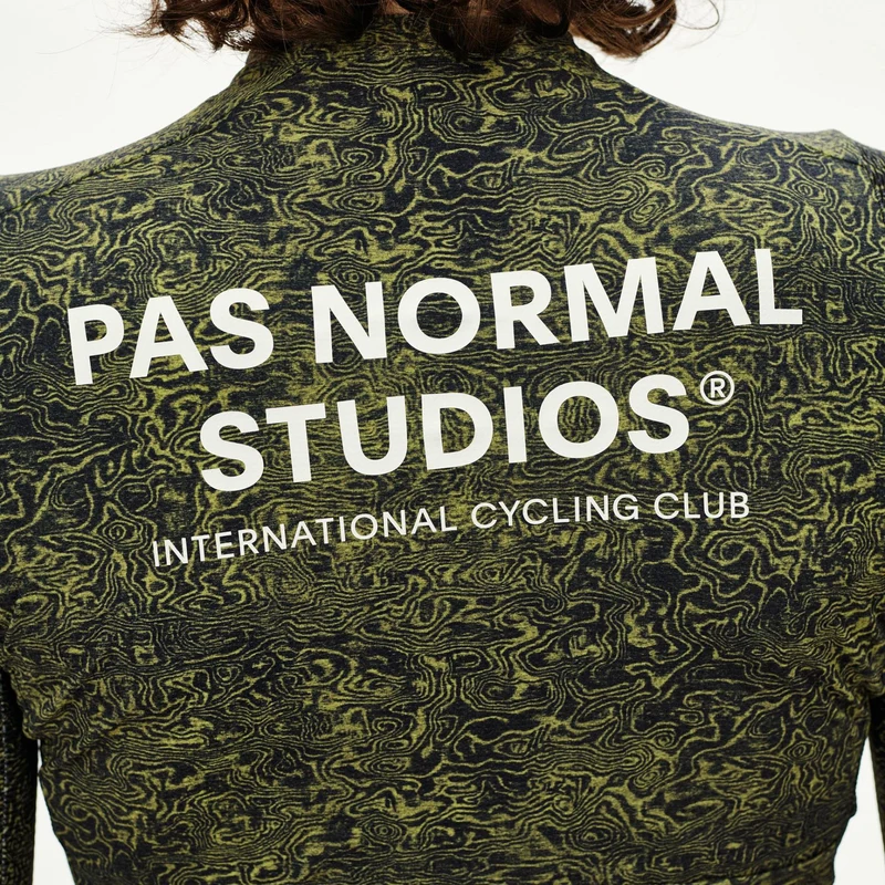 Maglia donna maniche lunghe Pas Normal Studios Essential Light AOP Grain - Verde