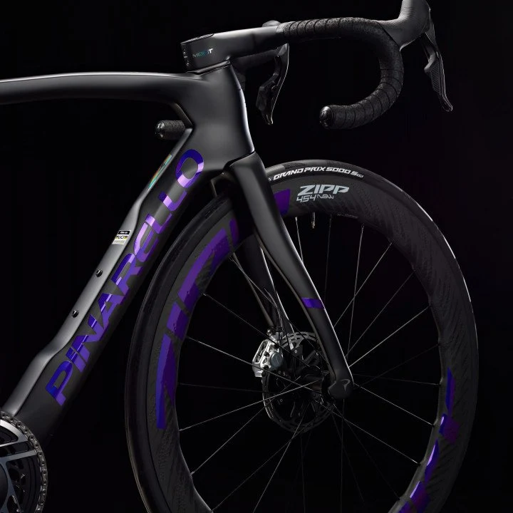 Pinarello Dogma F Disk Red AXS PM Zipp 454 NSW - Special Edition TISSOT