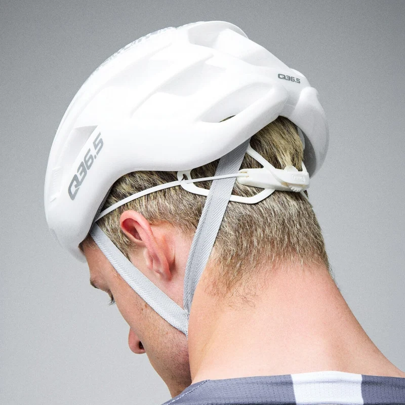 Casco Q36.5 Airbreaker 2.0 - Bianco