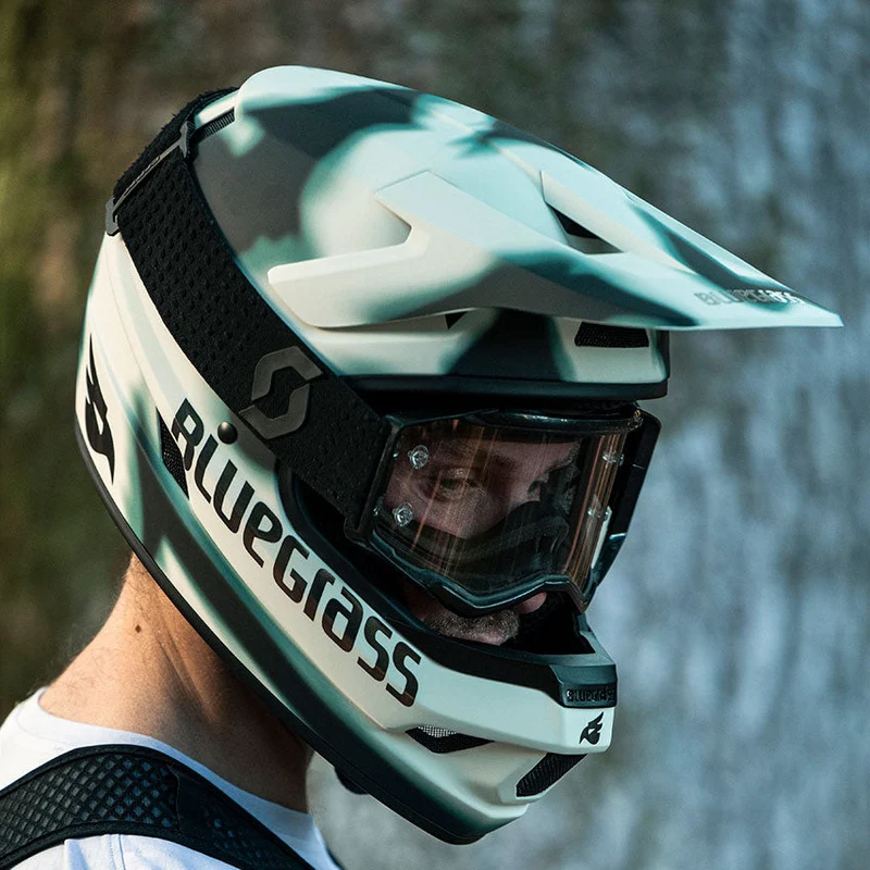 Casco Bluegrass Legit Mips - Frozen Mist