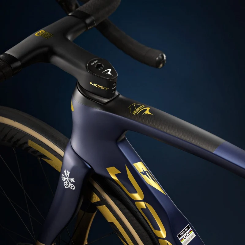 Pinarello Dogma F Disk Red AXS PM Zipp 454 NSW - Pinarello Q36.5