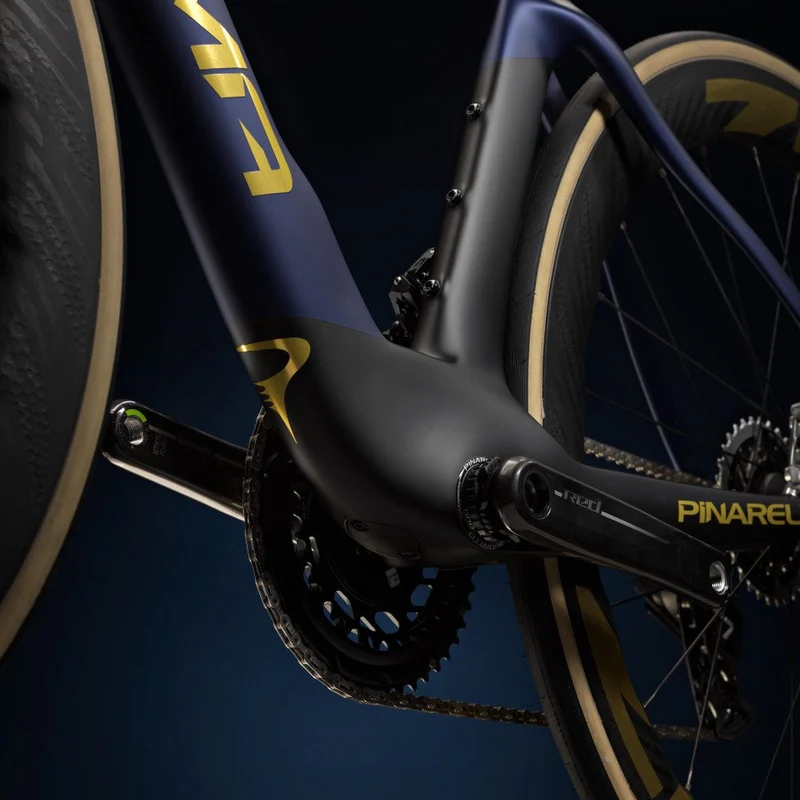 Pinarello Dogma F Disk Red AXS PM Zipp 454 NSW - Pinarello Q36.5
