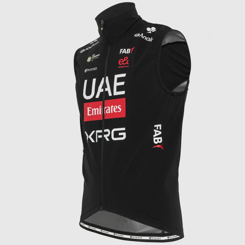 Gilet Pissei UAE Team Emirates - XRG 2026 Bufera
