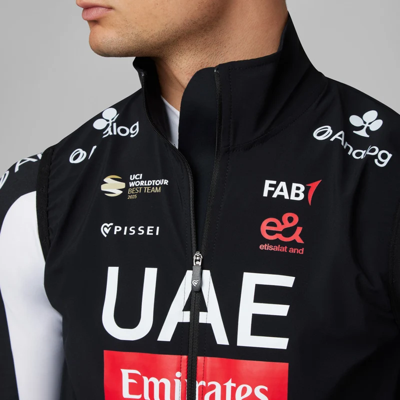 Gilet Pissei UAE Team Emirates - XRG 2026 Bufera