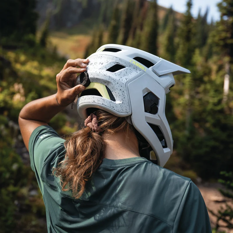Casco Abus Targon MIPS - Bianco