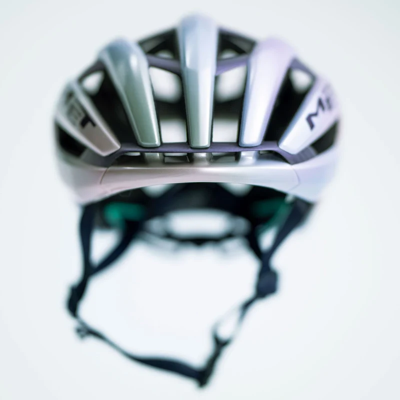Casco Met Trenta 3K Carbon Mips x Tadej Pogacar - Dream State