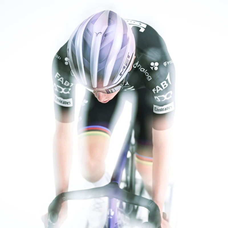 Casco Met Trenta 3K Carbon Mips x Tadej Pogacar - Dream State