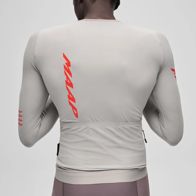 Maglia maniche lunghe Maap Pro Emerge - Beige