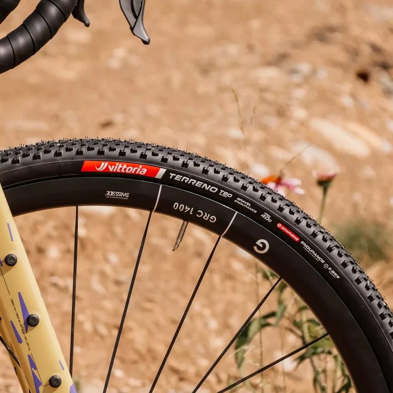 Copertone Vittoria Terreno T60 Mixed Gravel Endurance 700x40 - Nero