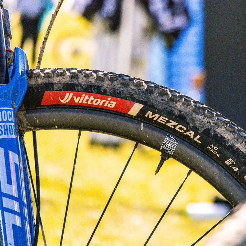 Copertone Vittoria Mezcal XC Race 29x2.40 - Nero