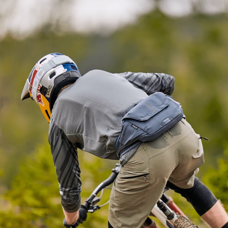 Marsupio con borraccia Thule Rail 4L - Marrone