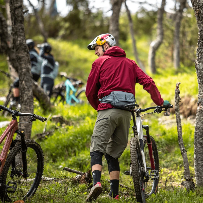 Marsupio con borraccia Thule Rail 4L - Marrone