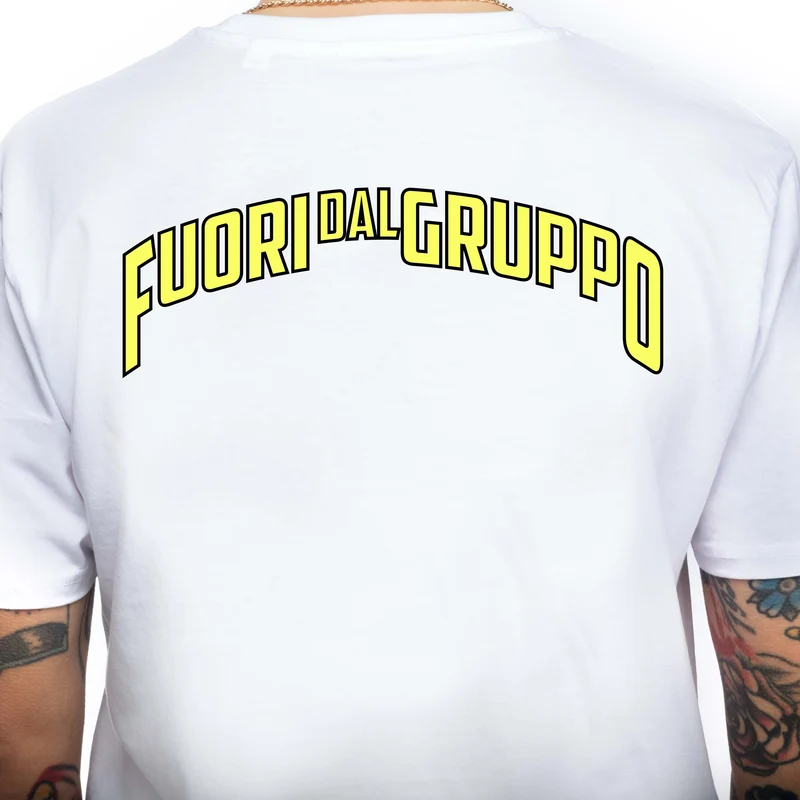 T-shirt Fuori dal Gruppo