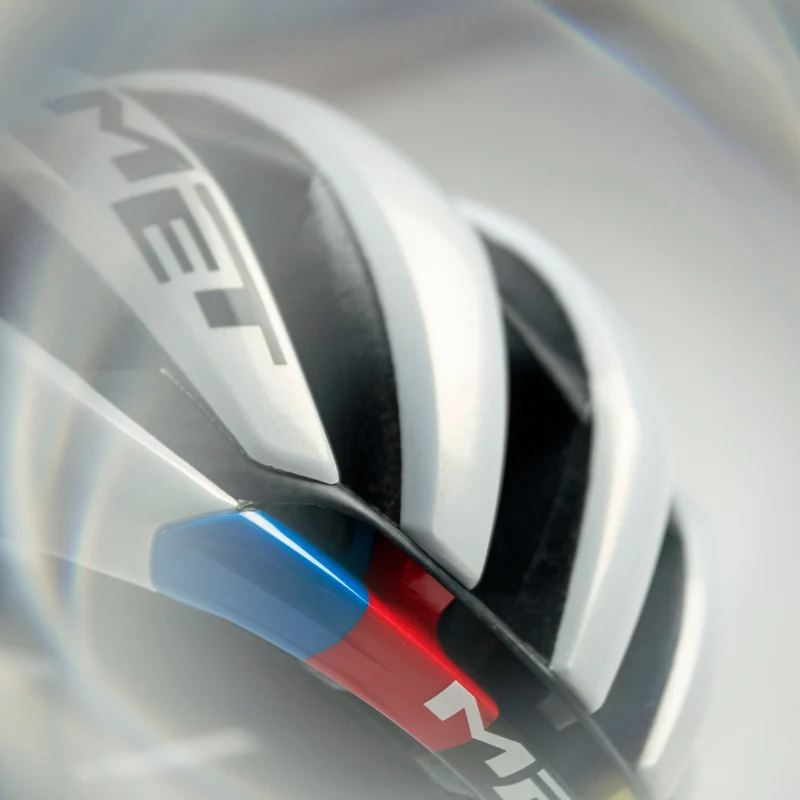 Casco Met Trenta 3K Carbon Mips Tadej Pogacar - Rainbow Limited Edition