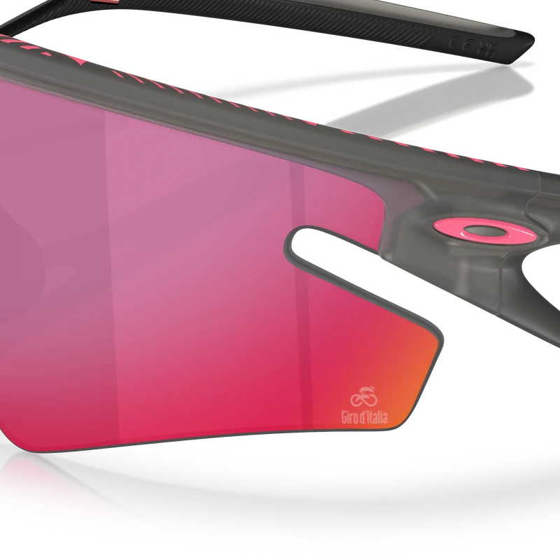 Occhiali Oakley Sphaera Slash Giro d'Italia - Giro Grey Smoke Prizm Road