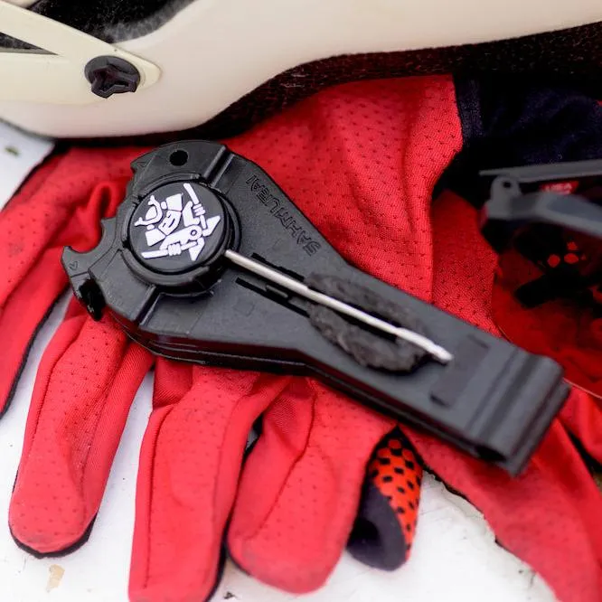 Kit riparazione tubeless Sahmurai Switch Blade 7in1