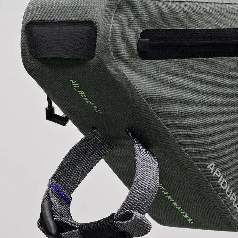 Borsa da telaio MAAP x Apidura 1L - Verde